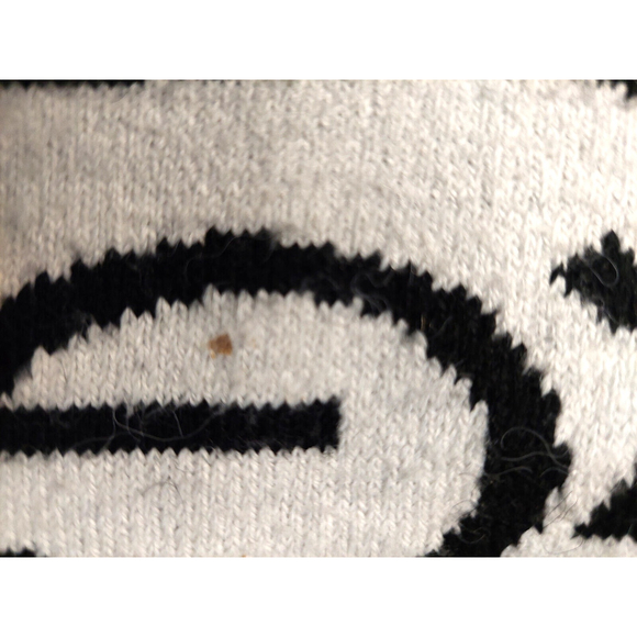 Dolce & Gabbana D&G Black & Off White Reversible Heavy Wool Scarf Pre-owned - Picture 12 of 16